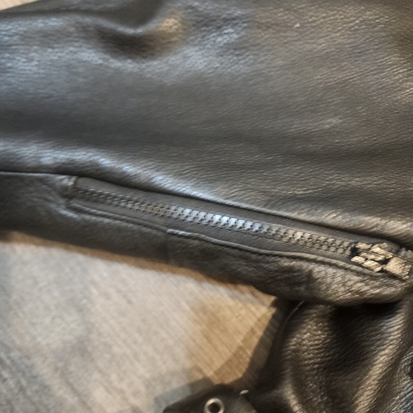 First Gear Womens Heavy Duty Vented Padded Leather Motorcycle Jacket - Picture 4 of 13